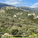 Melina Apart-hotel 4*