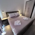 Melina Apart-hotel 4*