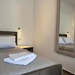 Melina 4*