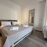 Apart-hotel Melina Himare
