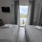 Melina Apart-hotel 4*