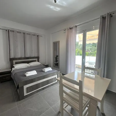 Melina 4* Himare