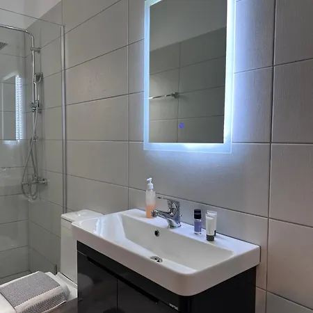 Lägenhetshotell Melina 4*