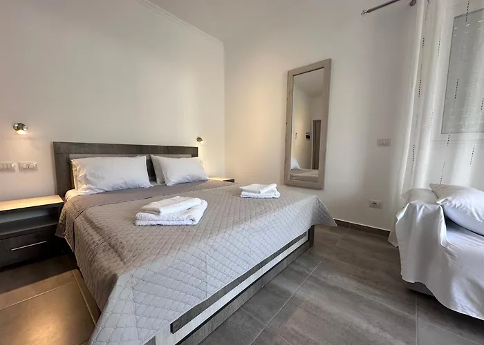 Aparthotel Melina Himarë