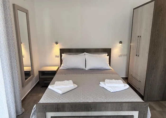 Melina Aparthotel