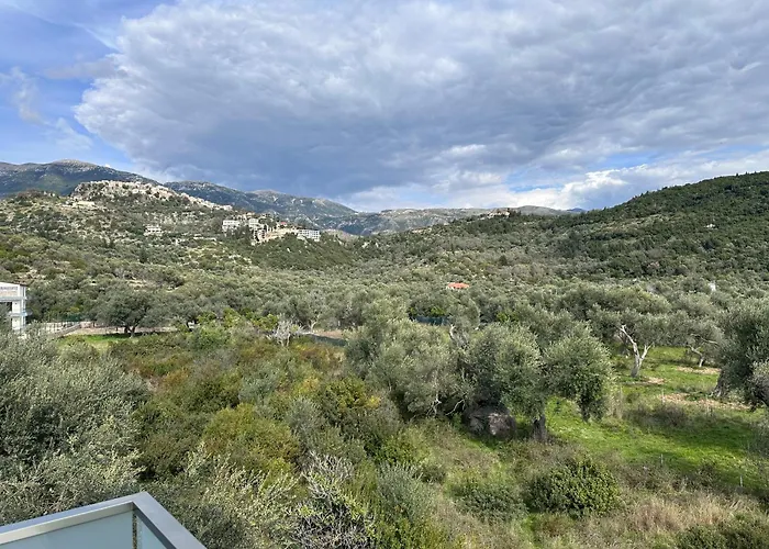 Melina Aparthotel Himarë