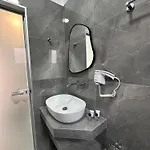 Melina Aparthotel 4*