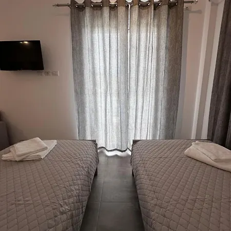 Aparthotel Melina 3*