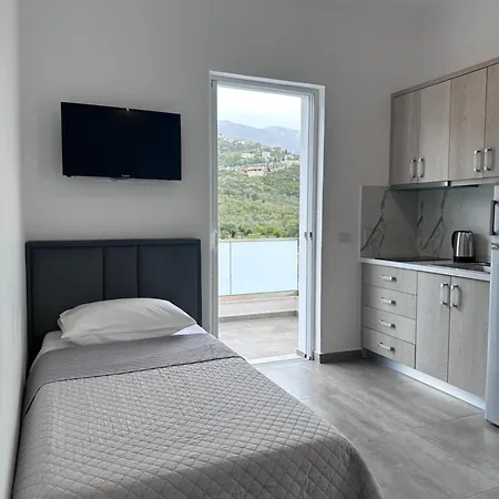 Melina 4* Himare